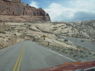 149 7j9. Arches National Park drive