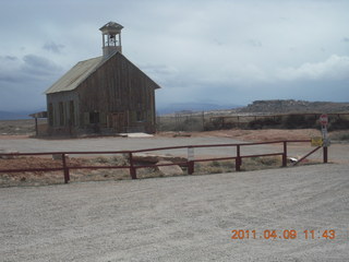 155 7j9. building at Archview campsite (Shell station)