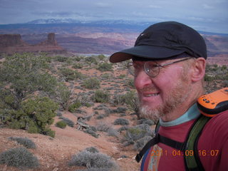 306 7j9. Dead Horse Point - Basin View hike - Adam