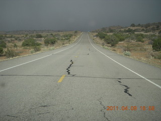 320 7j9. drive back from Dead Horse Point to Moab - hazy view