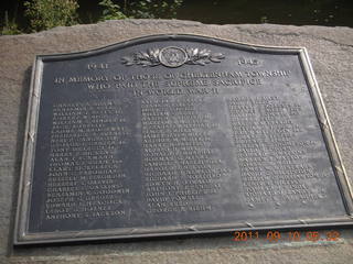 Cheltenham Cross Country - Curtis Arboretum - war memorial