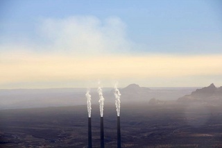 Ruhil pictures - aerial - Lake Powell - coal plant