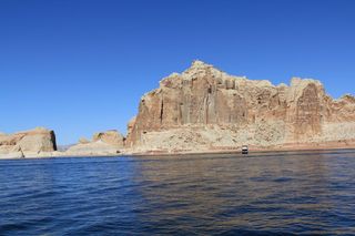 Ruhil pictures - boat tour of Lake Powell