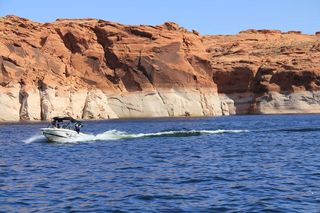 Ruhil pictures - boat tour of Lake Powell