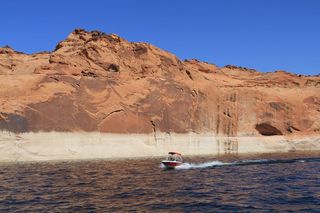 Ruhil pictures - boat tour of Lake Powell - boat