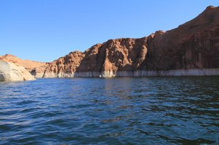 Ruhil pictures - boat tour of Lake Powell - boat