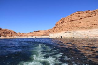 Ruhil pictures - boat tour of Lake Powell