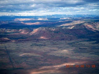 118 7q8. aerial - Kanab (KNB) area