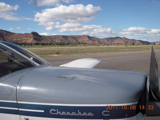 127 7q8. N8377W at Kanab  (KNB)