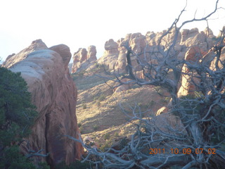 16 7q9. Arches National Park - Devil's Garden hike