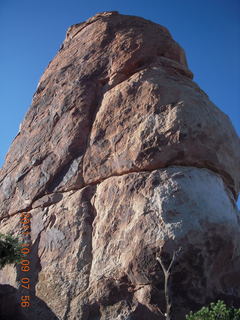 36 7q9. Arches National Park - Devil's Garden hike - Dark Angel