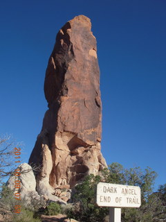 42 7q9. Arches National Park - Devil's Garden hike - Dark Angel - sign