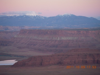 197 7q9. Dead Horse Point sunset - LaSal Mountains