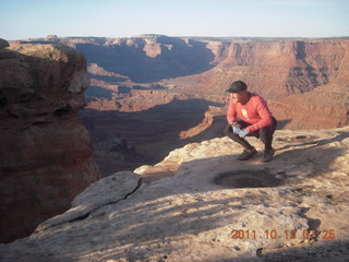 44 7qc. Dead Horse Point hike - Big Horn view - Adam