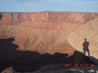 50 7qc. Dead Horse Point hike - Big Horn - Adam's shadow