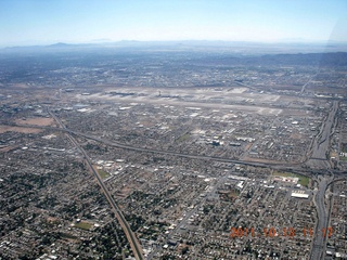 76 7qd. aerial - Phoenix Sky Harbor (PHL)