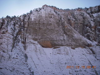 156 7sf. Zion National Park - Observation Point hike
