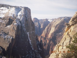 171 7sf. Zion National Park - Observation Point hike
