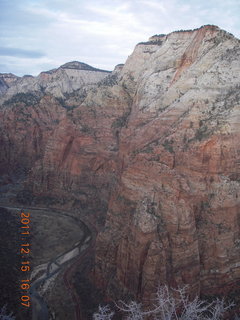 487 7sf. Zion National Park - Angels Landing hike - summit