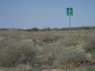 25 7ww. Polacca (P10) run - airport sign
