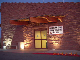 2 7x4. Canyonlands Field - early morning