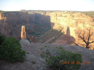 Spider Rock viewpoint - reminds me of Escher birds