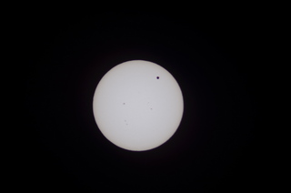 transit of Venus - Howard's pictures - the sun and Venus through a real telescope