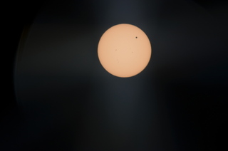 transit of Venus - Howard's pictures - Ron and telescope