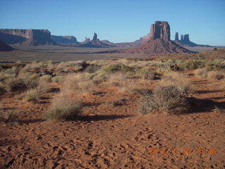 121 83q. Monument Valley tour