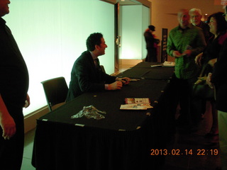 John Pizzarelli signing autographs