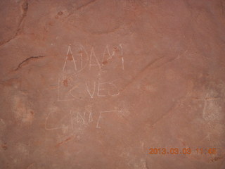 Sedona - Pink Jeep tour - twentieth-century petroglyphs (graffiti)