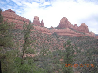 Sedona - Pink Jeep tour - Fatemah and Kevin going down