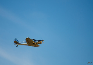Yaseen's pictures - airplane flying over Cactus Fly-in