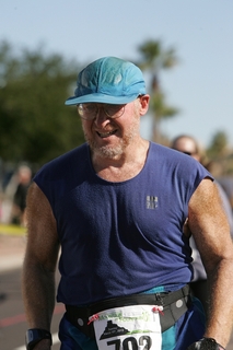 Young International (24AZ) run - Adam running