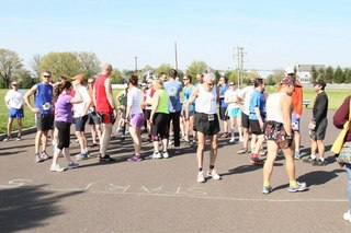 Mountain to Fountain 15 Km race - start crowd