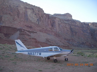 25 89q. Hidden Splendor - N8377W