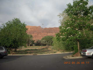 2 89s. pretty Moab morning