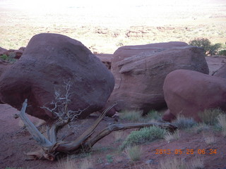 24 89s. Fisher Towers trail - tippy-looking rock