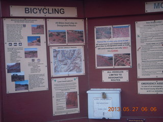 10 89t. Harrah Pass drive - signs