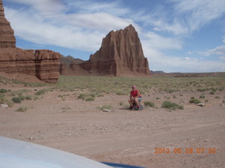 82 89u. Caineville Wash Road - Temple of the Sun - Adam