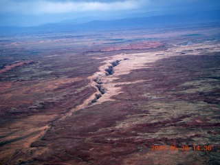 230 89u. aerial - slot canyon