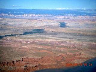 9 89v. aerial - Canyonlands