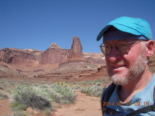 122 8mf. Canyonlands National Park - Lathrop hike - Adam