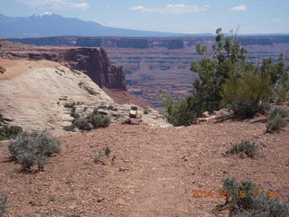 196 8mf. Canyonlands National Park - Lathrop hike