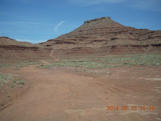 288 8mf. Canyonlands National Park - White Rim Road drive