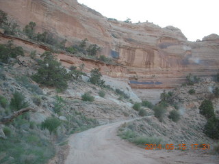 409 8mf. Canyonlands National Park - Shaefer switchbacks drive