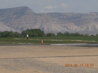 160 8mh. Mack Mesa airport