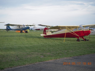 175 8mh. Mack Mesa airport - airplanes