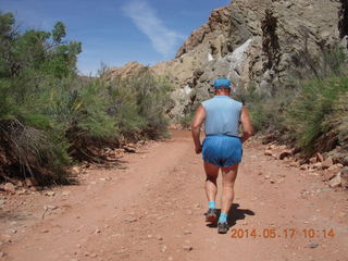 Onion Creek drive - Adam run (tripod and timer) behind