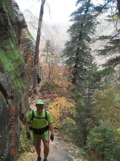 125 8t1. Zion National Park - Observation Point hike - Adam